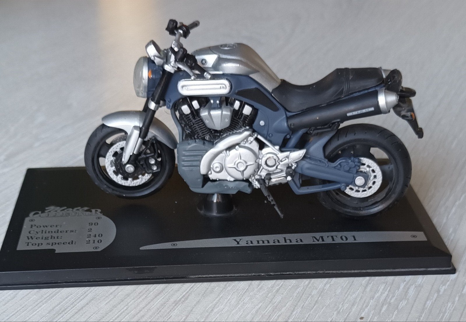 Yamaha MT01 Moto Collector schaalmodel goed lezen!, Overige merken, Gebruikt, 1:50 of kleiner, Overige typen