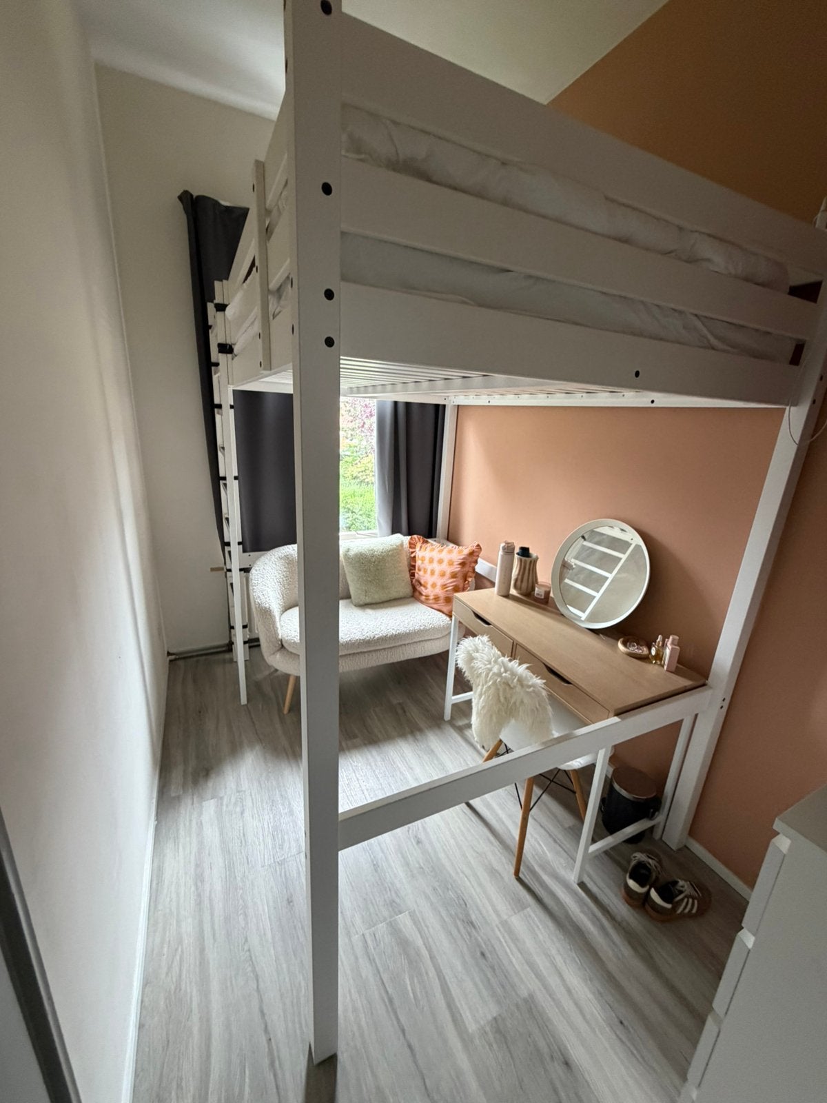 IKEA Hoogslaper + zo goed als nieuw matras, Huis en Inrichting, Slaapkamer | Stapelbedden en Hoogslapers, Ophalen, Hoogslaper
