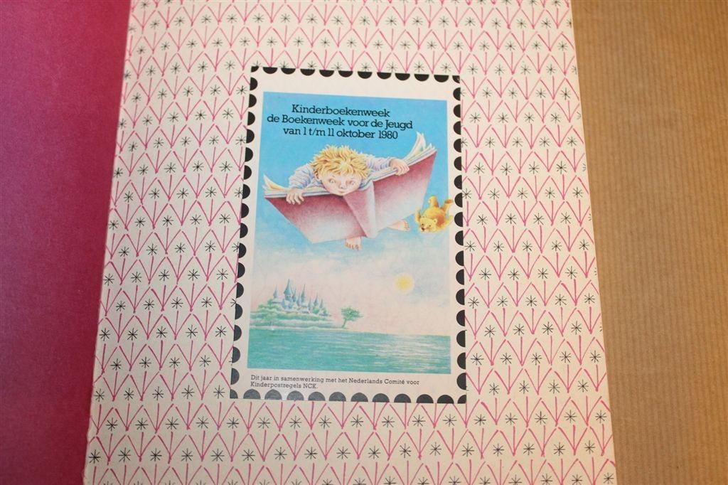 Spook tussen Spoken — Willem Wilmink Kinderboekenweek 1980, Ophalen of Verzenden, Gelezen