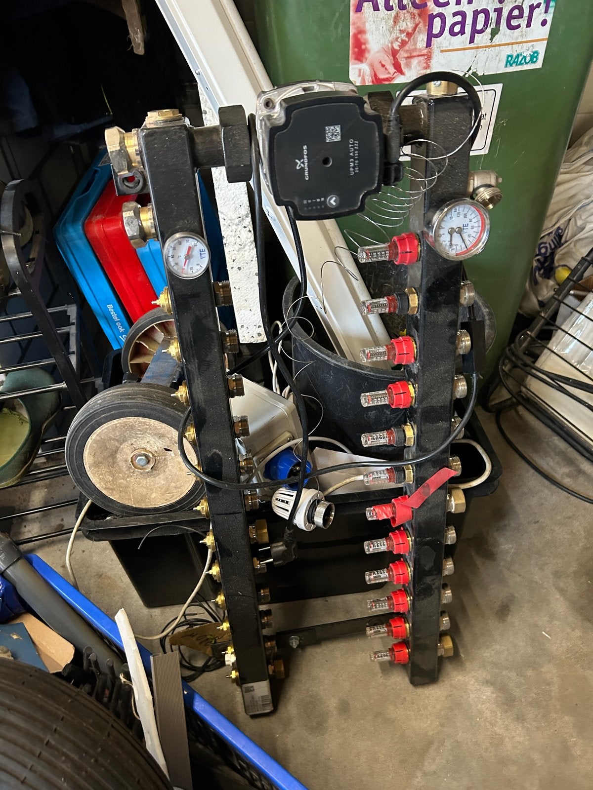 Verdeler voor vloerverwarming met Grundfos UPM3 AUTO pomp, Ophalen, Gebruikt, Overige typen, Minder dan 60 cm