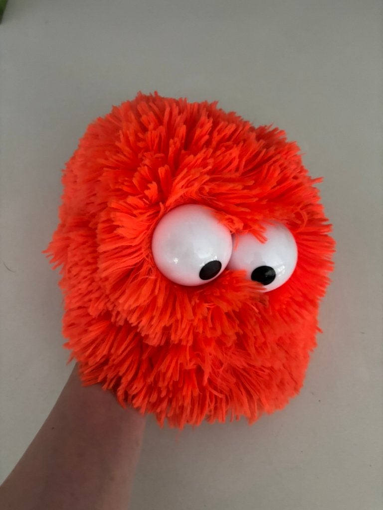 Albert heijn oranje pluizig knuffelbeest beesie pet hoed!, Ophalen of Verzenden, Zo goed als nieuw, Hoed of Pruik, Oranje of Koningsdag