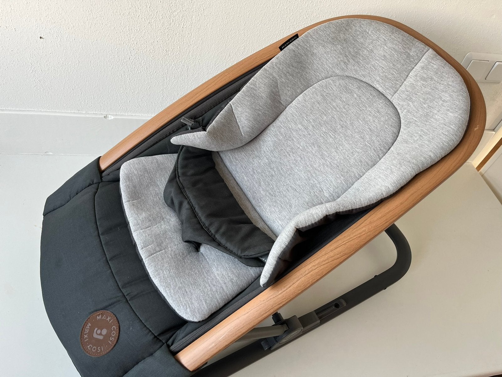 Maxi-Cosi Kori Wipstoel / Wippertje – Inklapbaar – Houtlook, Kinderen en Baby's, Wipstoeltjes, Verstelbaar, Wipstoel, Zo goed als nieuw