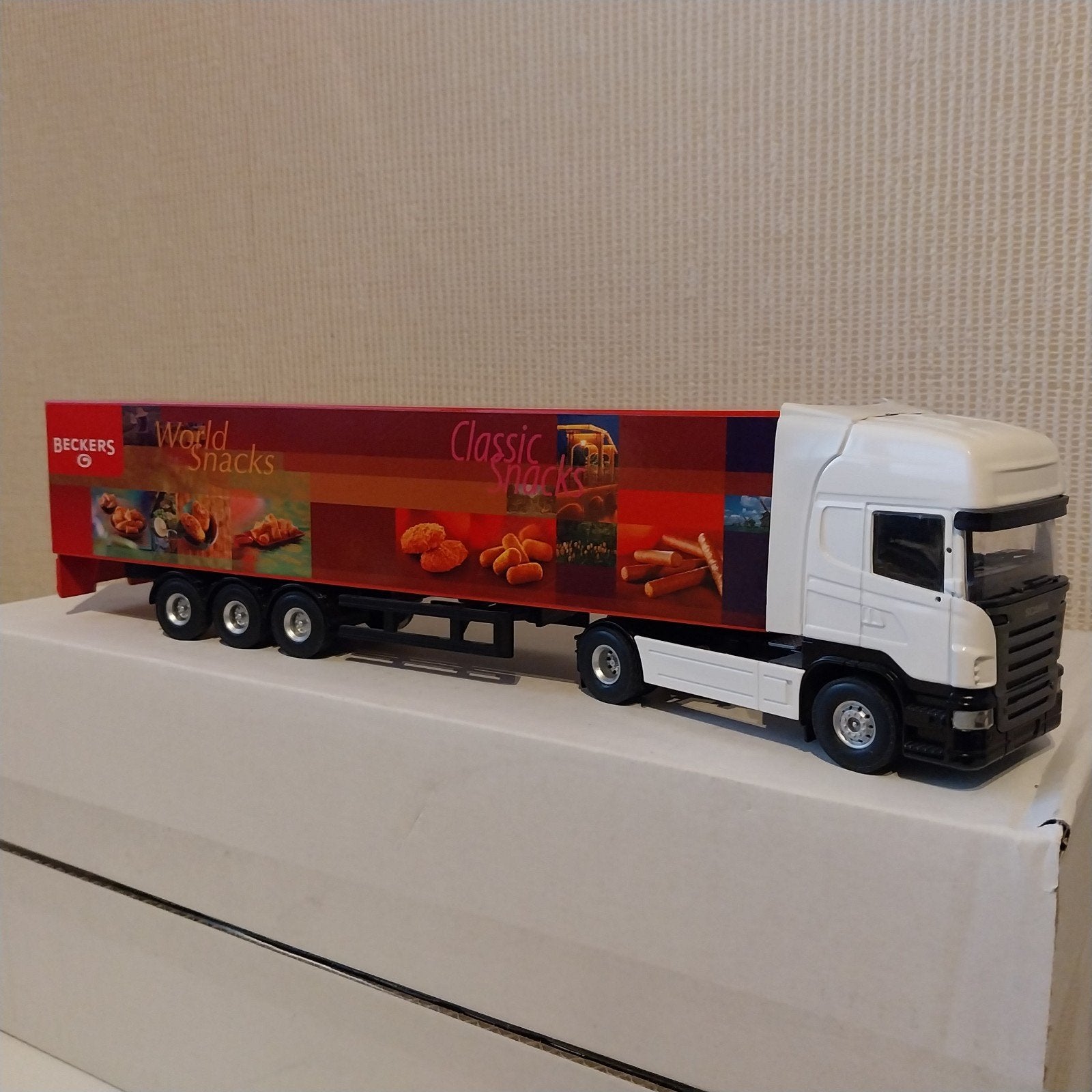 Muracl Scania truck met Beckers trailer, Ophalen of Verzenden, Zo goed als nieuw, Bus of Vrachtwagen, Overige merken