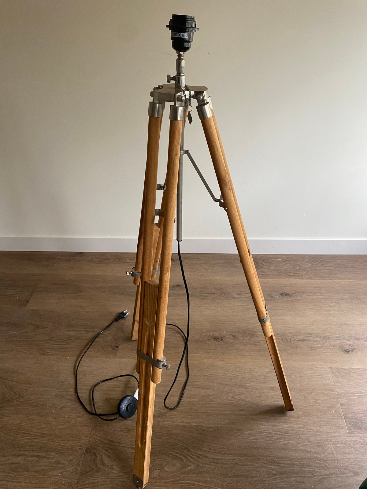 Riviera Maison Statief Lamp - Houten Driepoot Vloerlamp, Ophalen, E27 (groot), Zo goed als nieuw, 150 tot 200 cm