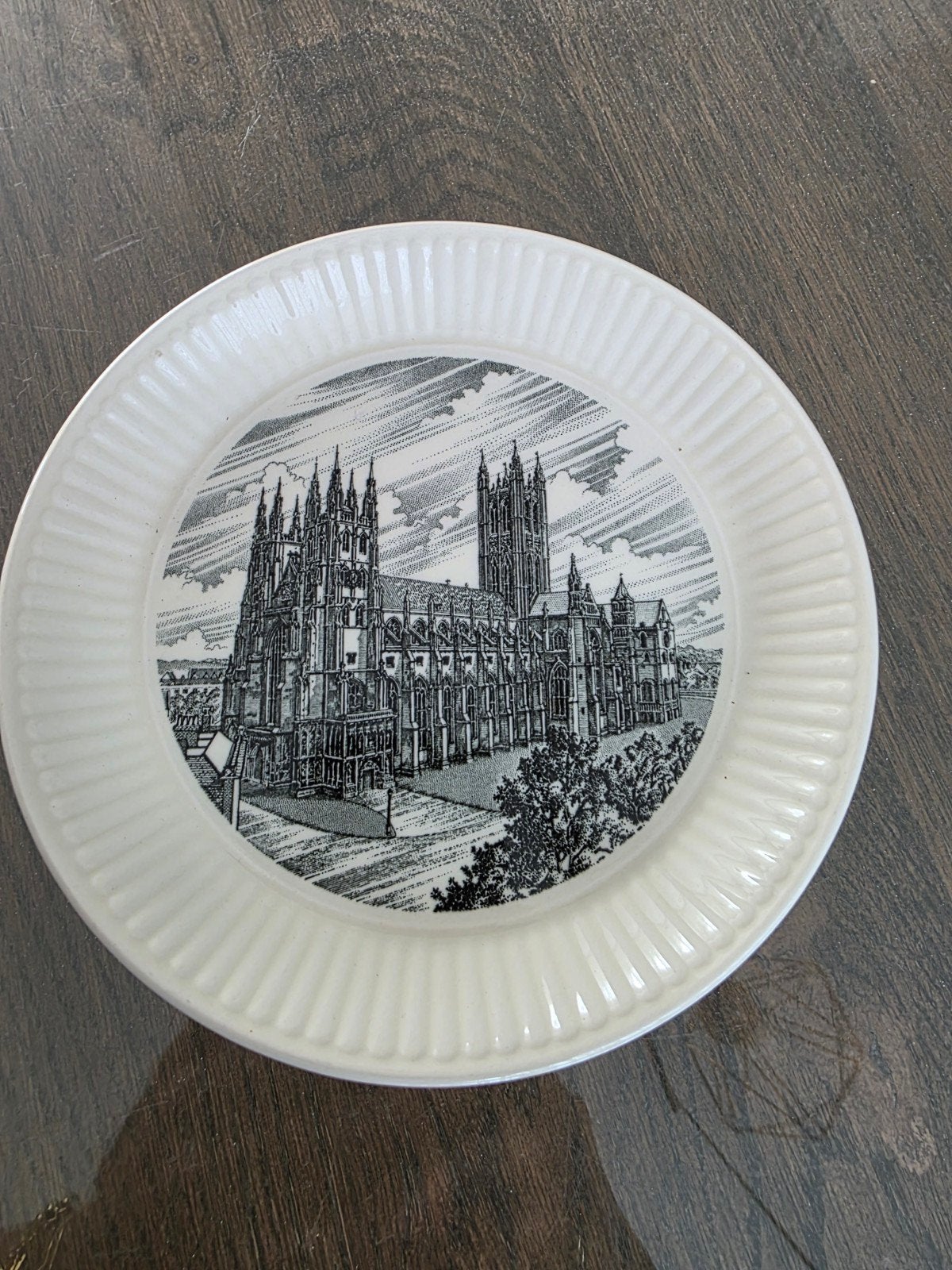 Wedgwood of Etruria & Barlaston Canterbury Cathedral bord, Antiek en Kunst, Antiek | Wandborden en Tegels, Ophalen of Verzenden