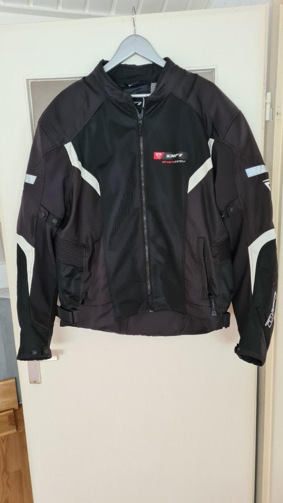 Motorjas Difi met airvent system, Motoren, Kleding | Motorkleding, Ophalen, Jas | textiel, Heren, DIFI