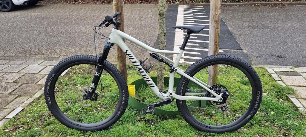 Specialized Epic full Carbon, Ophalen, Zo goed als nieuw, Specialized