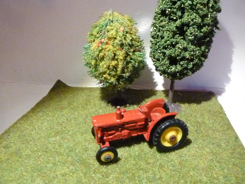 HUSKEY:  BM  VOLVO TRACTOR, Ophalen of Verzenden, Zo goed als nieuw, Tractor of Landbouw