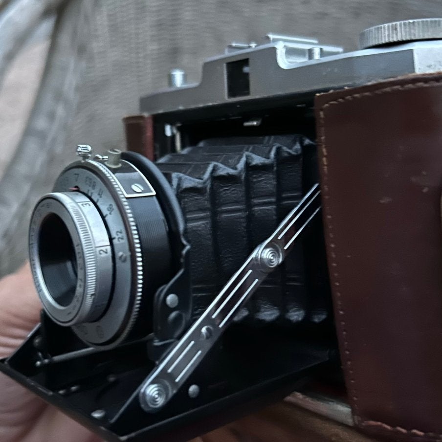 Prachtige Vintage Zeiss Ikon Nettar 517/16 balgcamera Leren, Ophalen of Verzenden, Gebruikt, Compact, Overige Merken