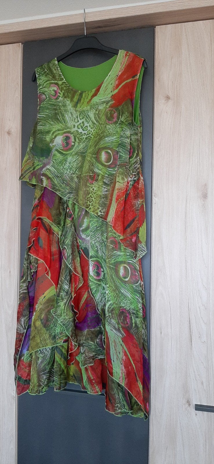 Prachtige feestelijke jurk mt 42, Ophalen of Verzenden, Nieuw, Maat 42/44 (L)