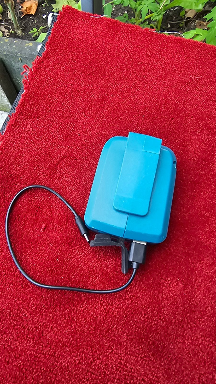 USB-oplader voor Makita accu's, Ophalen of Verzenden, Zo goed als nieuw, Makita (compatibel)