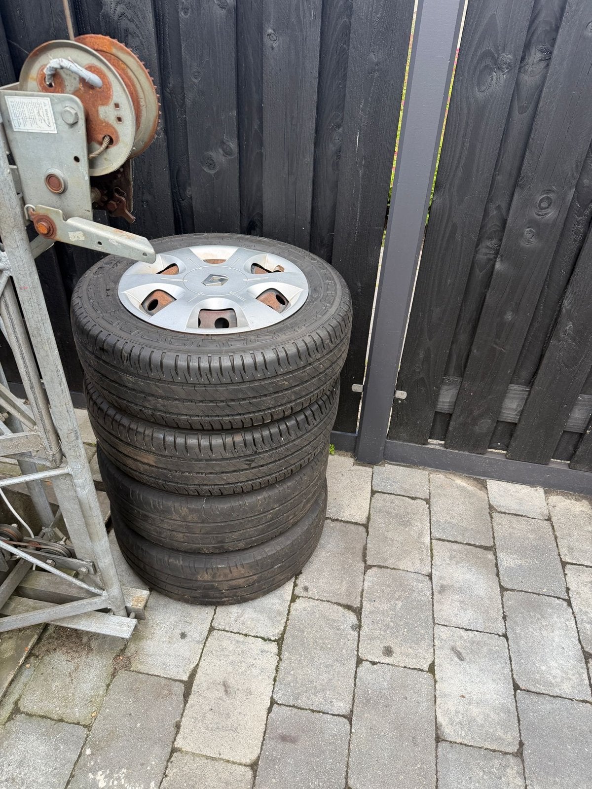 4 banden 205/65/16 voor Renault Trafic 2008, Ophalen, 16 inch, 205 mm, Band(en)