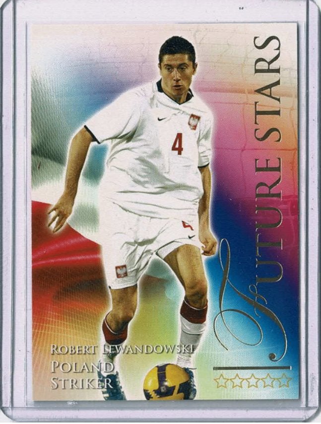 2010 Futera Robert Lewandowski #725 Future Stars Rookie RC, Ophalen of Verzenden, Zo goed als nieuw, Buitenlandse clubs, Spelerskaart