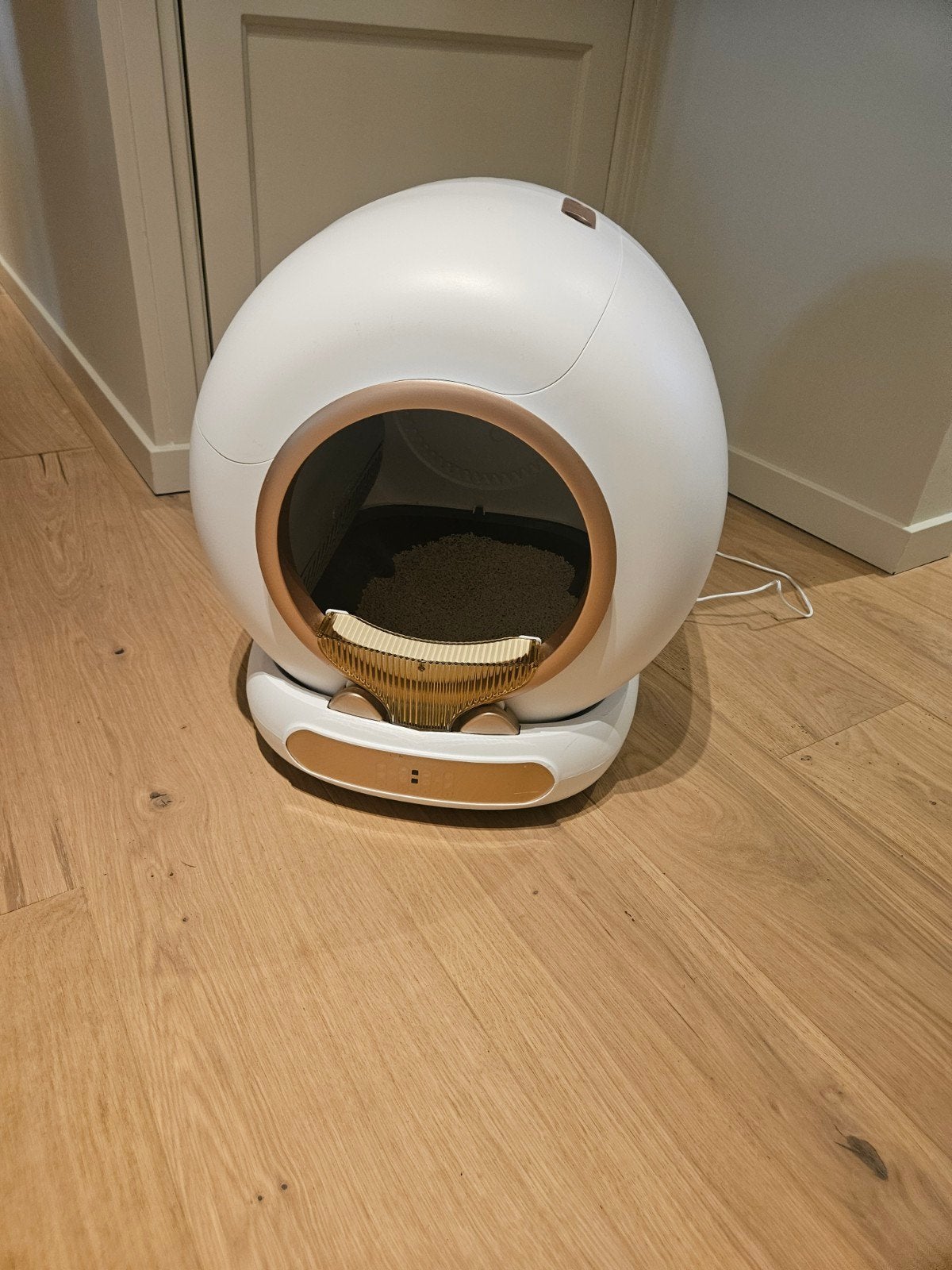 Nieuwe zelfreinigende kattenbak, Ophalen, Zelfreinigend, Nieuw, Gesloten