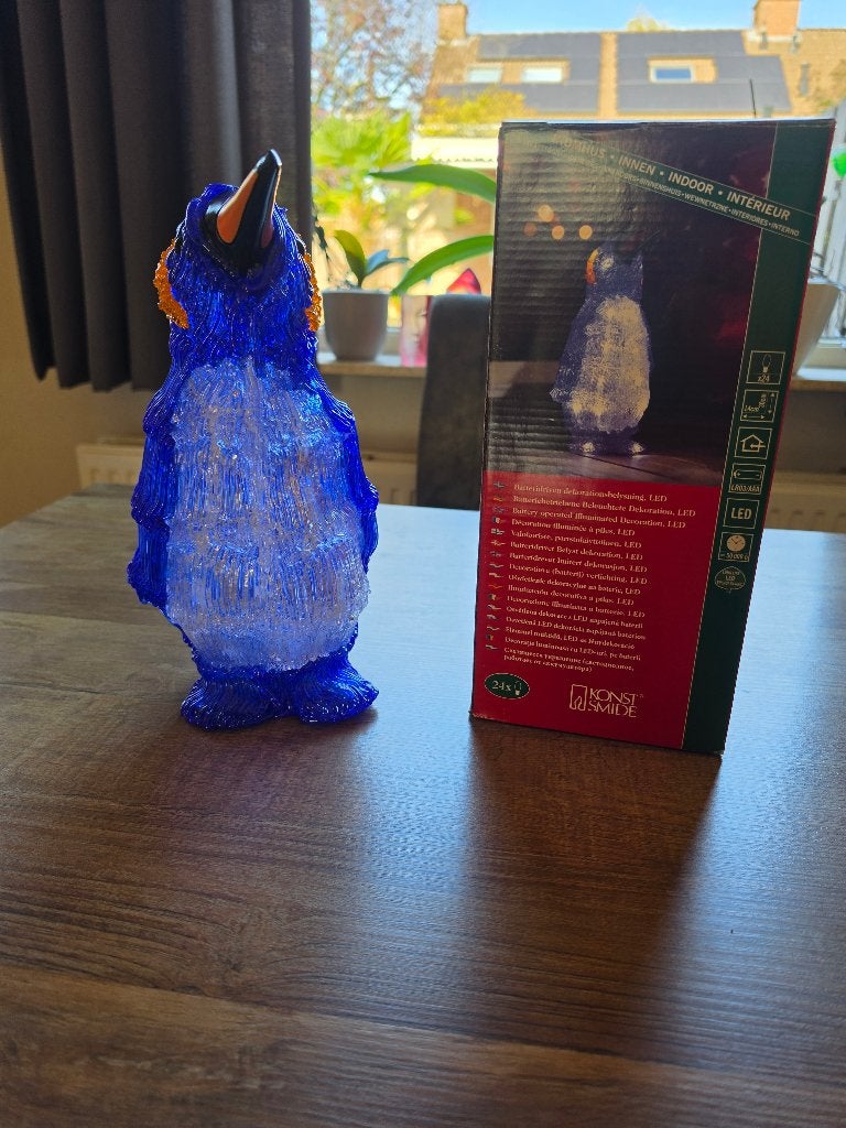 Verlichte pinguin op batterijen, Ophalen, Zo goed als nieuw