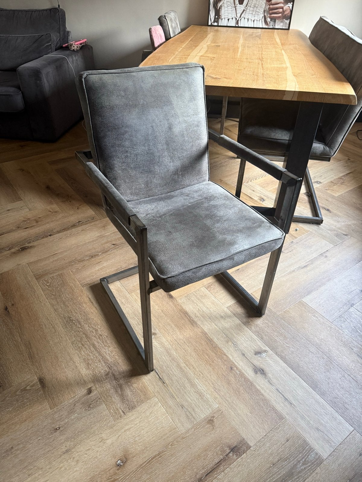 3 eetkamerstoelen, 2 met armleuning, 1 zonder, Ophalen, Gebruikt, Drie, Leer
