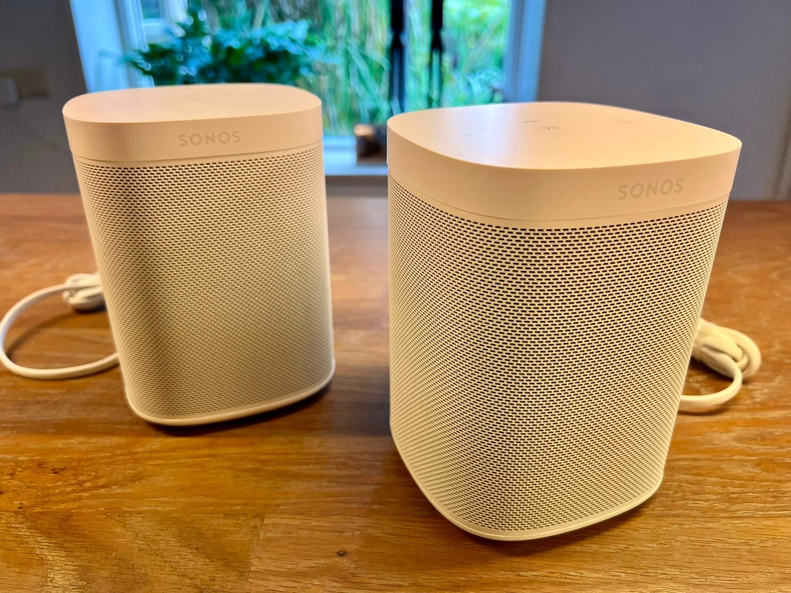 Sonos One + Sonos One SL