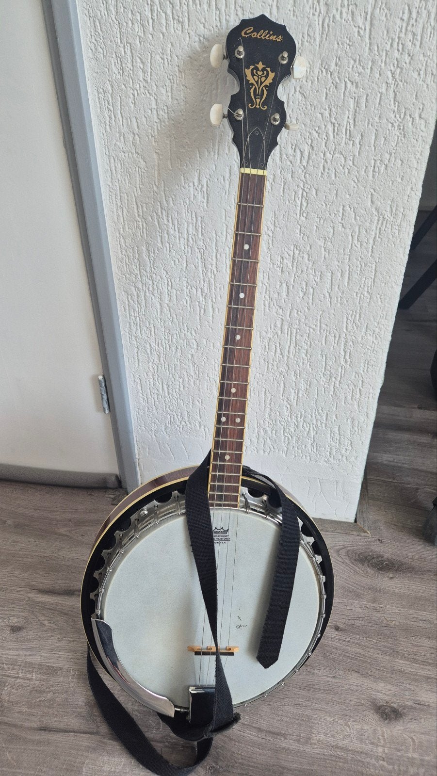 Collins Banjo - Zelf spelend, Ophalen