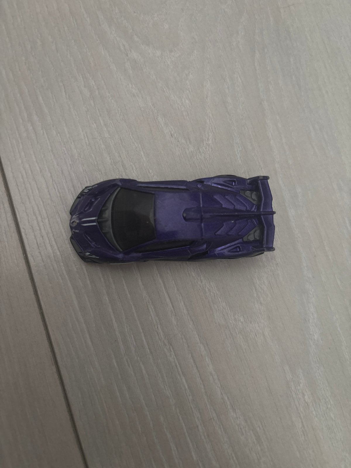 Paarse speelgoedauto - Lamborghini model, Ophalen of Verzenden, Gebruikt