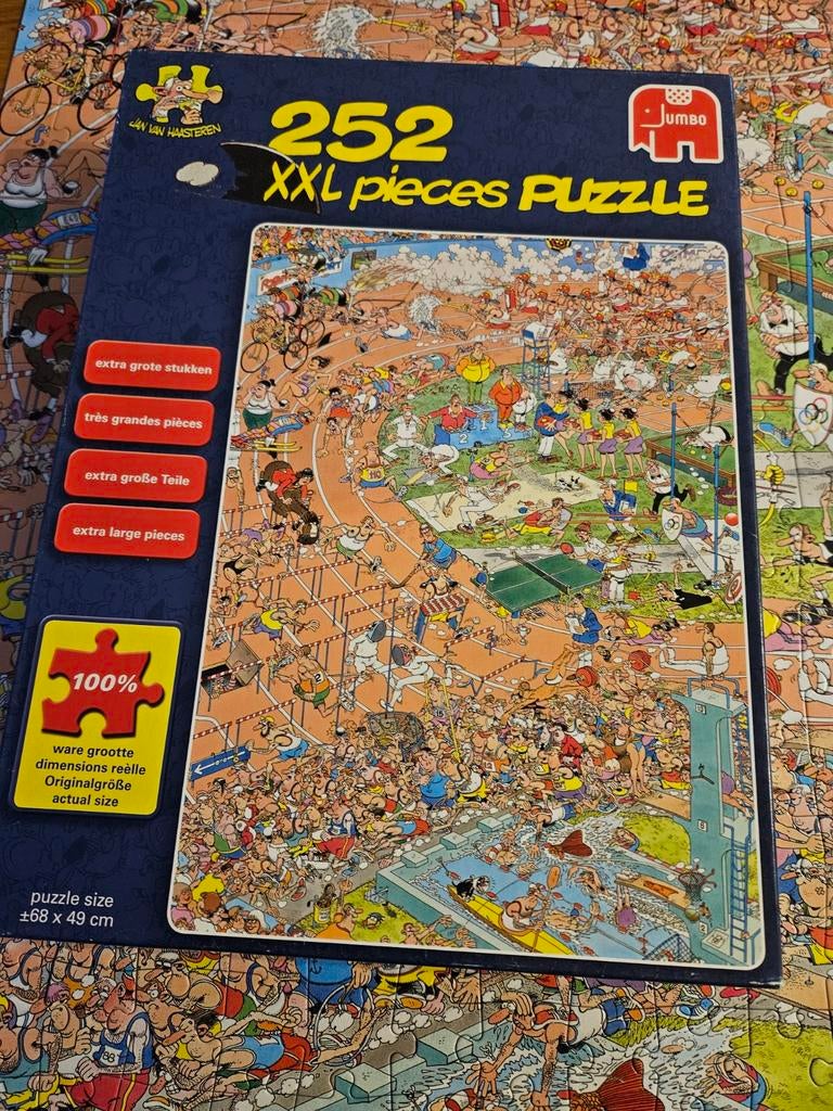 Jan van haasteren XXL puzzel Sportday 252 puzzelstukjes, Ophalen of Verzenden, Minder dan 500 stukjes, Zo goed als nieuw, Legpuzzel