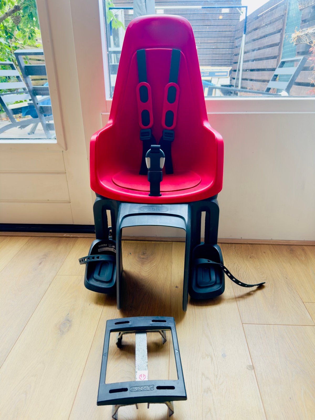 Bobike Achterzitje Rood met Voetsteuntjes, Ophalen, Achterzitje, 9 t/m 36 kg, Gebruikt