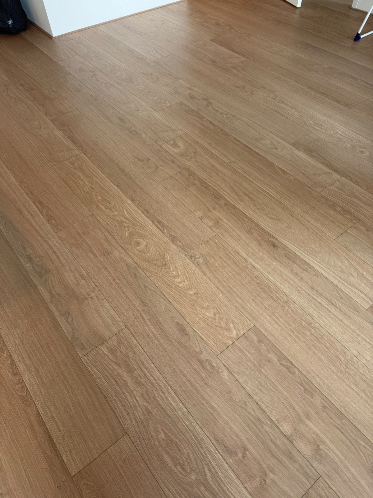 60m2 laminaatvloer Waveless Oak Nature. inclusief ondervloer, Ophalen, 50 tot 150 cm, Zo goed als nieuw, 10 m² of meer