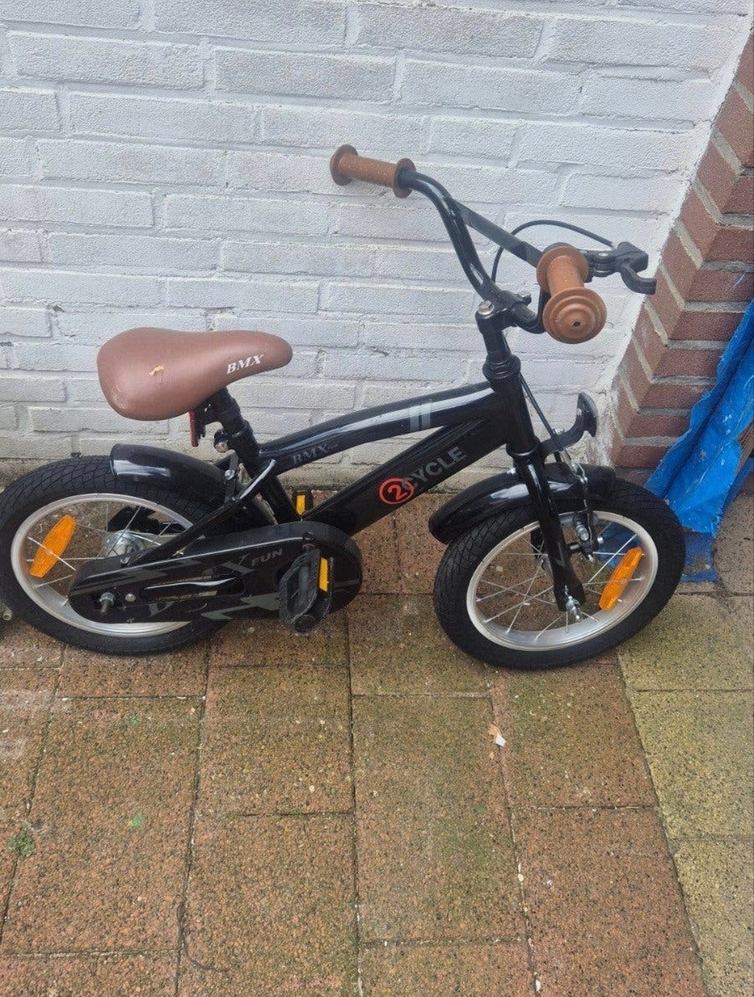 BMX fiets - Zwart met bruin zadel, Ophalen of Verzenden, Gebruikt, Minder dan 16 inch, 2YCLE