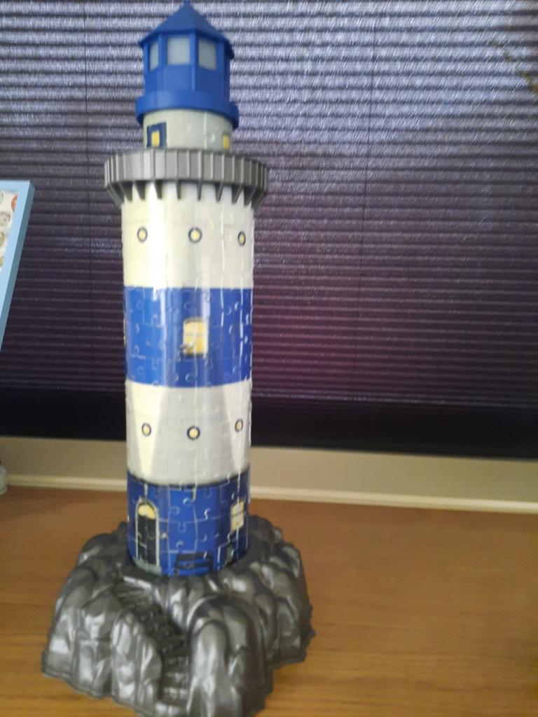 Ravensburger 3D puzzel vuurtoren met licht, Ophalen of Verzenden, Minder dan 500 stukjes, Zo goed als nieuw, Rubik's of 3D-puzzel