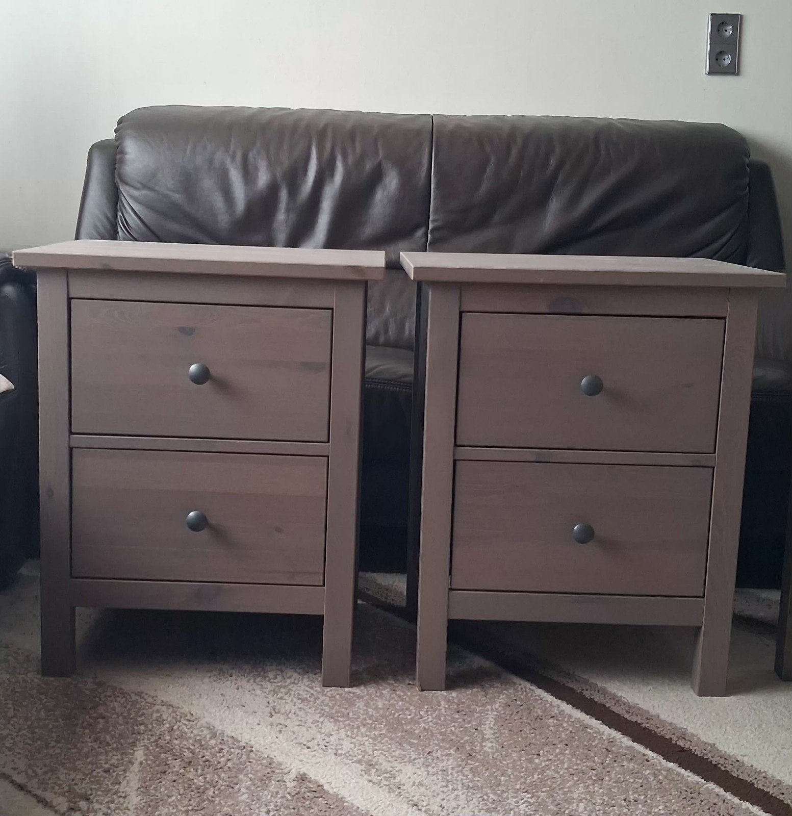2x Ikea Hemnes nachtkastje, grijs_bruin, Ophalen, Modern, Scandinavisch, 1 of 2 laden, Zo goed als nieuw