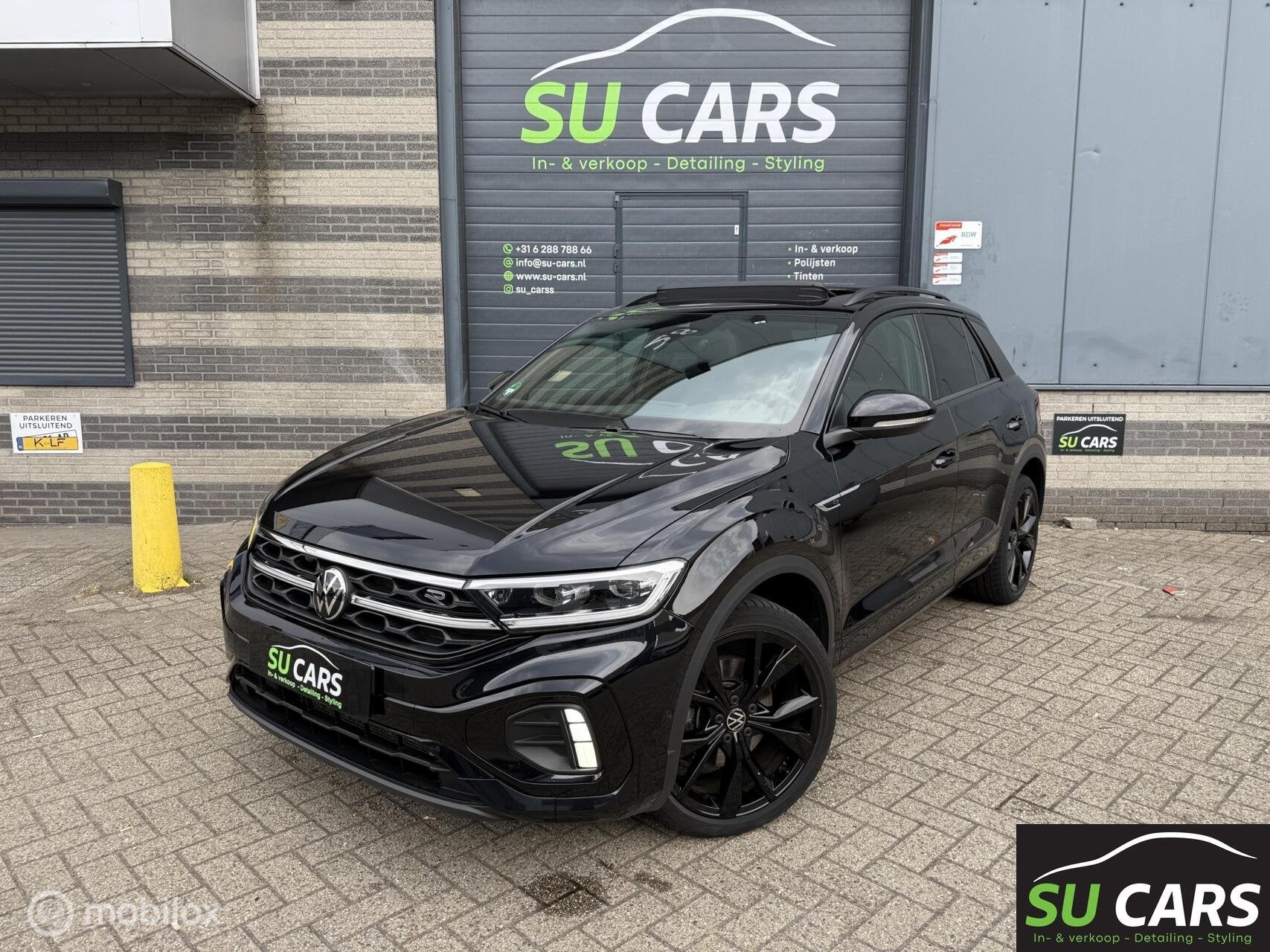 Volkswagen T-Roc 1.5 TSI R-Line|PANO|IQ-Light|Keyless|Camera, Auto's, Volkswagen, Zwart, 4 cilinders, 150 pk, Zwart