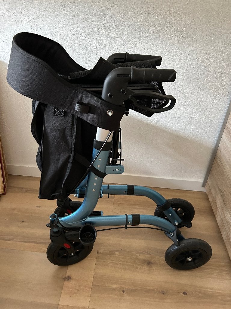 Rollator safe age blauw met zwart, Ophalen, Lichtgewicht, Nieuw
