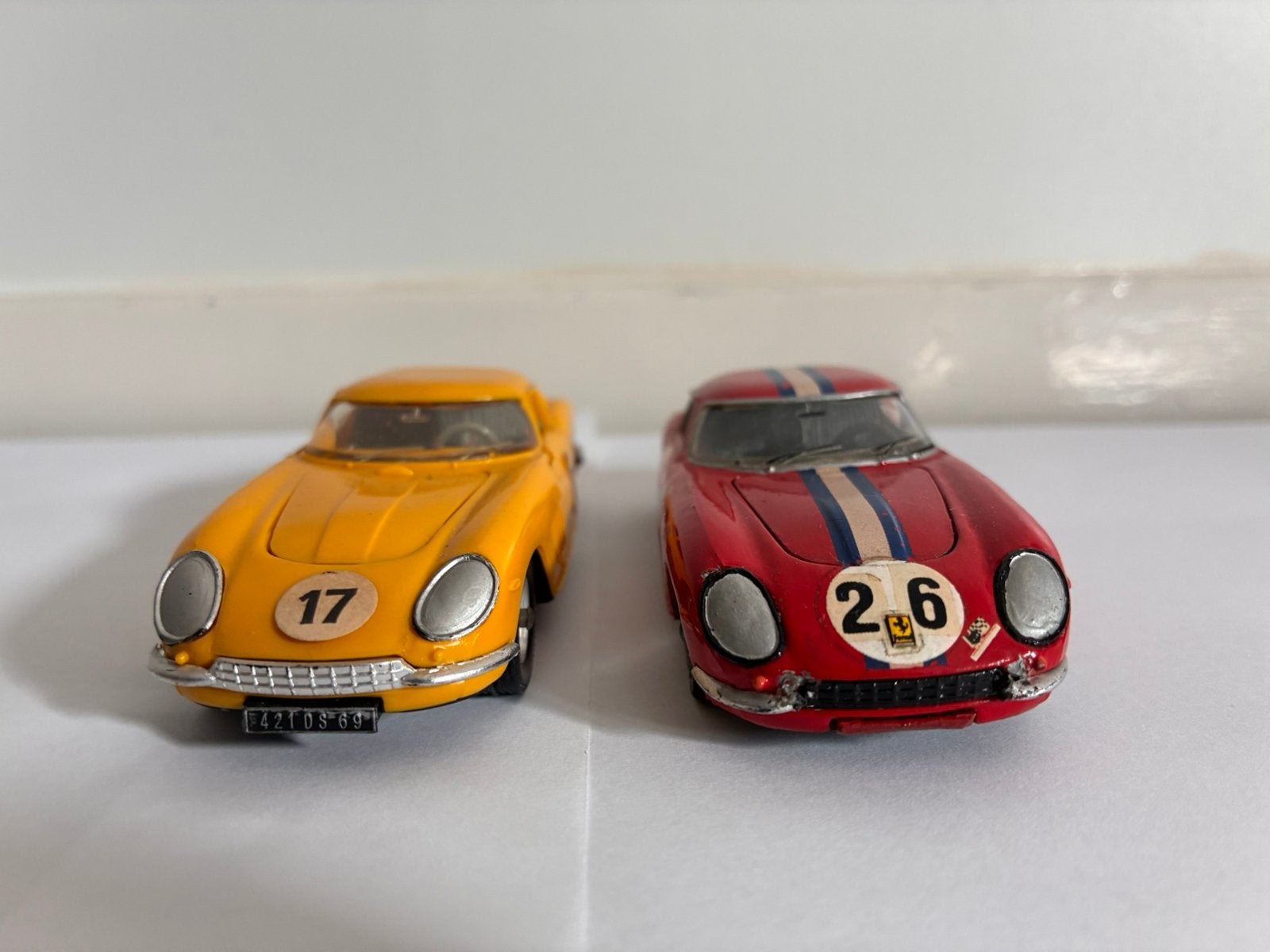 2x Norev Ferrari 275 GTB4, Ophalen of Verzenden, Zo goed als nieuw, Auto, Norev