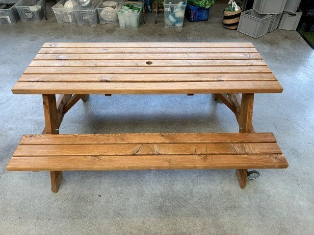 picknicktafel nieuw ( moet nog in elkaar worden gezet ), Ophalen, Nieuw, Rechthoekig, Hout
