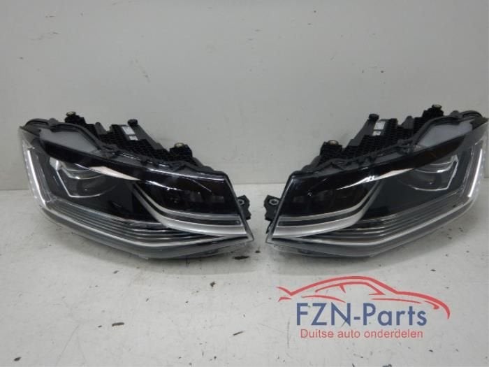 VW Caddy 2K8 Koplampen Set VOLLED L+R, Ophalen of Verzenden, Gebruikt