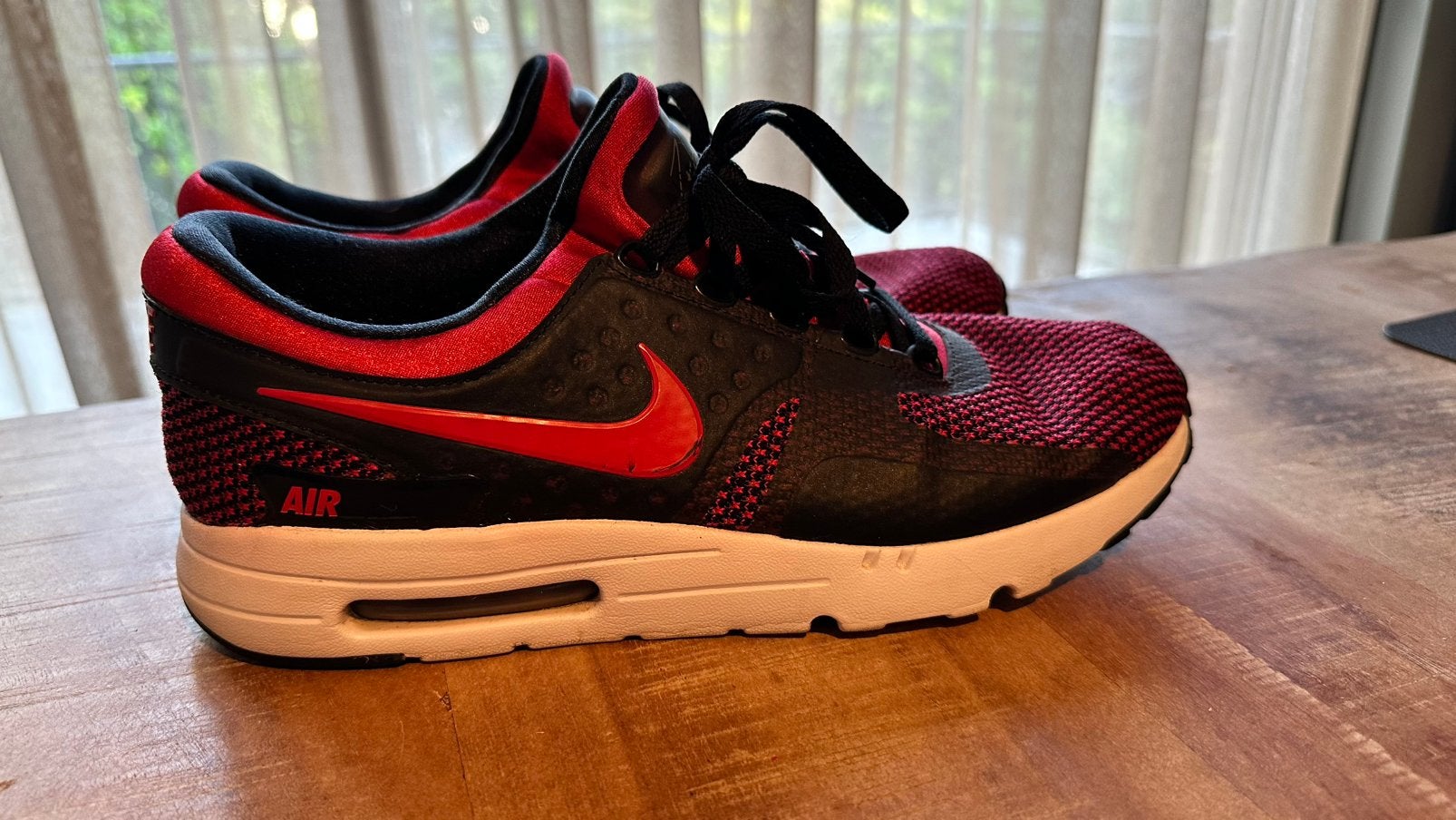 Nike air max zero maat 44,5, Kleding | Heren, Ophalen of Verzenden, Zo goed als nieuw, Zwart