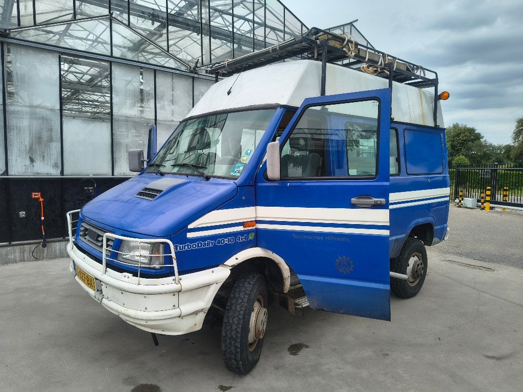 Robuuste IVECO Daily 4x4 camper, klaar voor nieuw avontuur!, Caravans en Kamperen, Campers, Overige merken, Chemisch toilet, Particulier