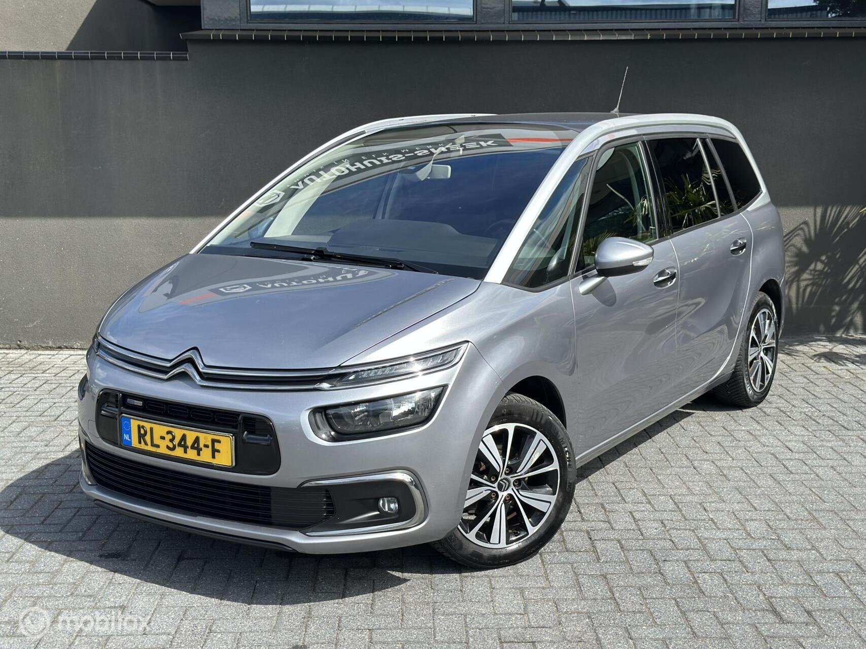 Citroën C4 Grand Picasso | 7p | Camera | Trekhaak| CarPlay, Auto's, Voorwielaandrijving, Gebruikt, Euro 6, 1199 cc