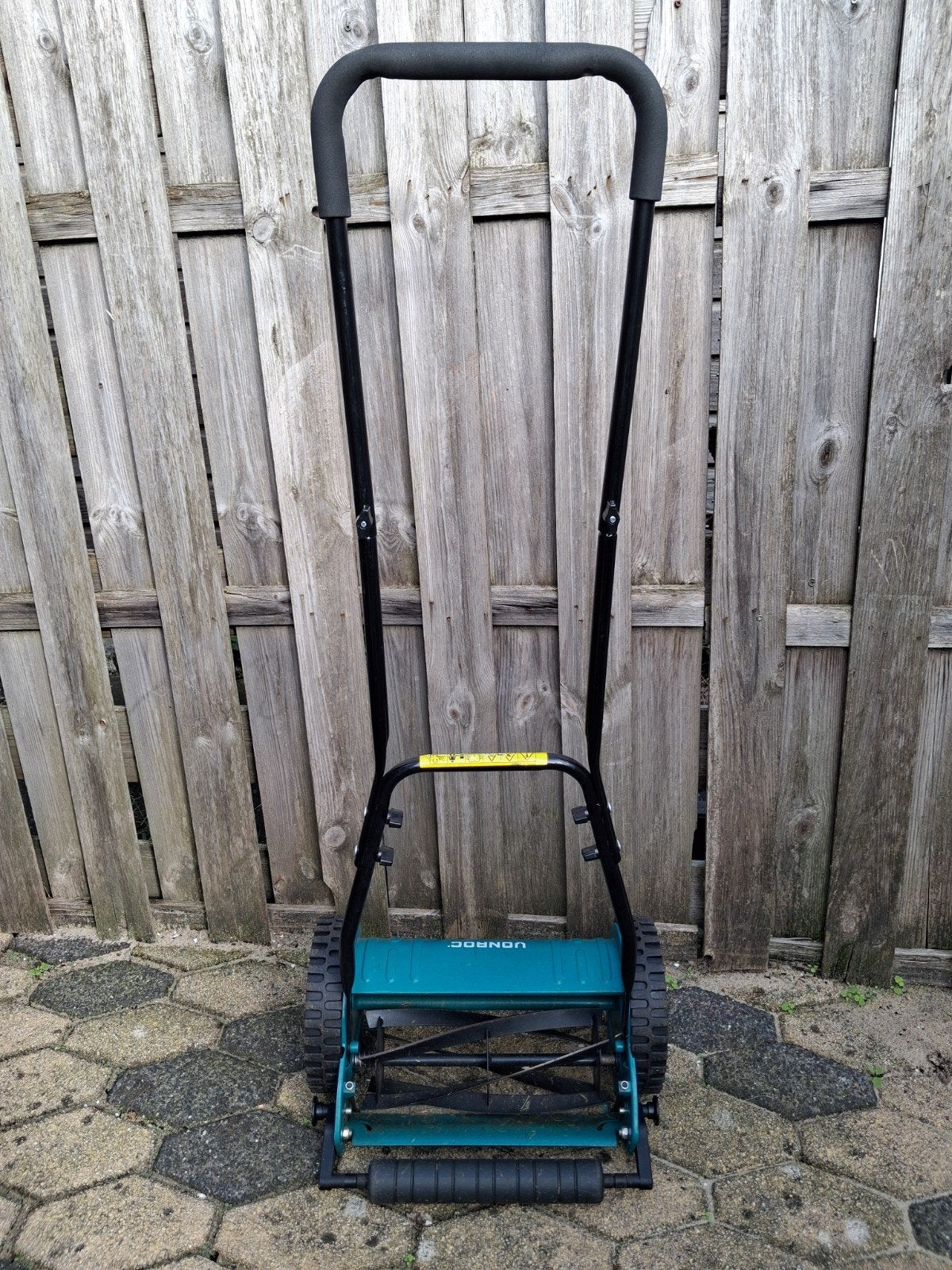 Te koop, handgrasmaaier. 1 seizoen gebruikt., Kooimesmaaier, Ophalen, Zo goed als nieuw
