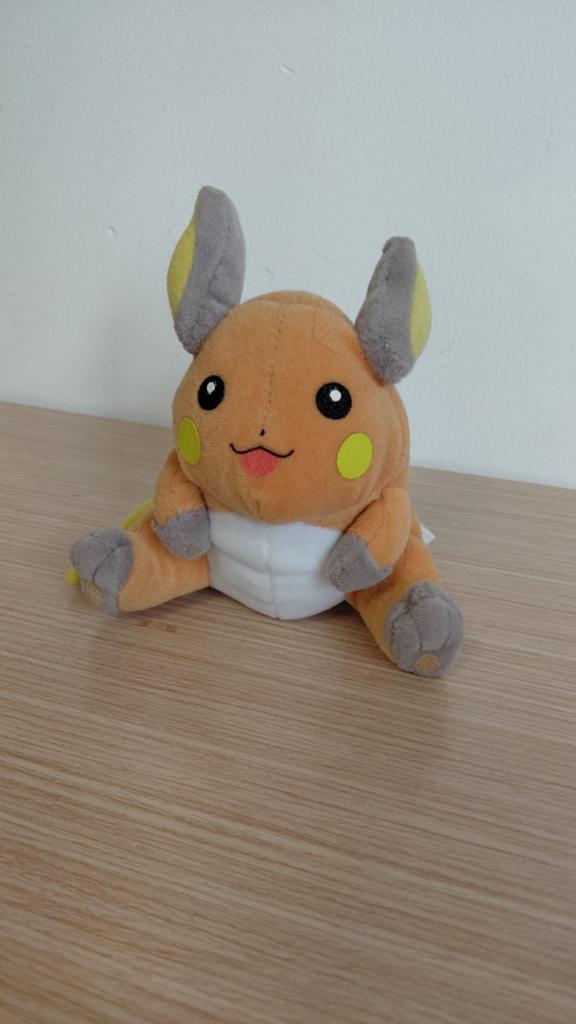 Pokémon knuffel Raichu, Kinderen en Baby's, Ophalen of Verzenden, Zo goed als nieuw, Overige typen