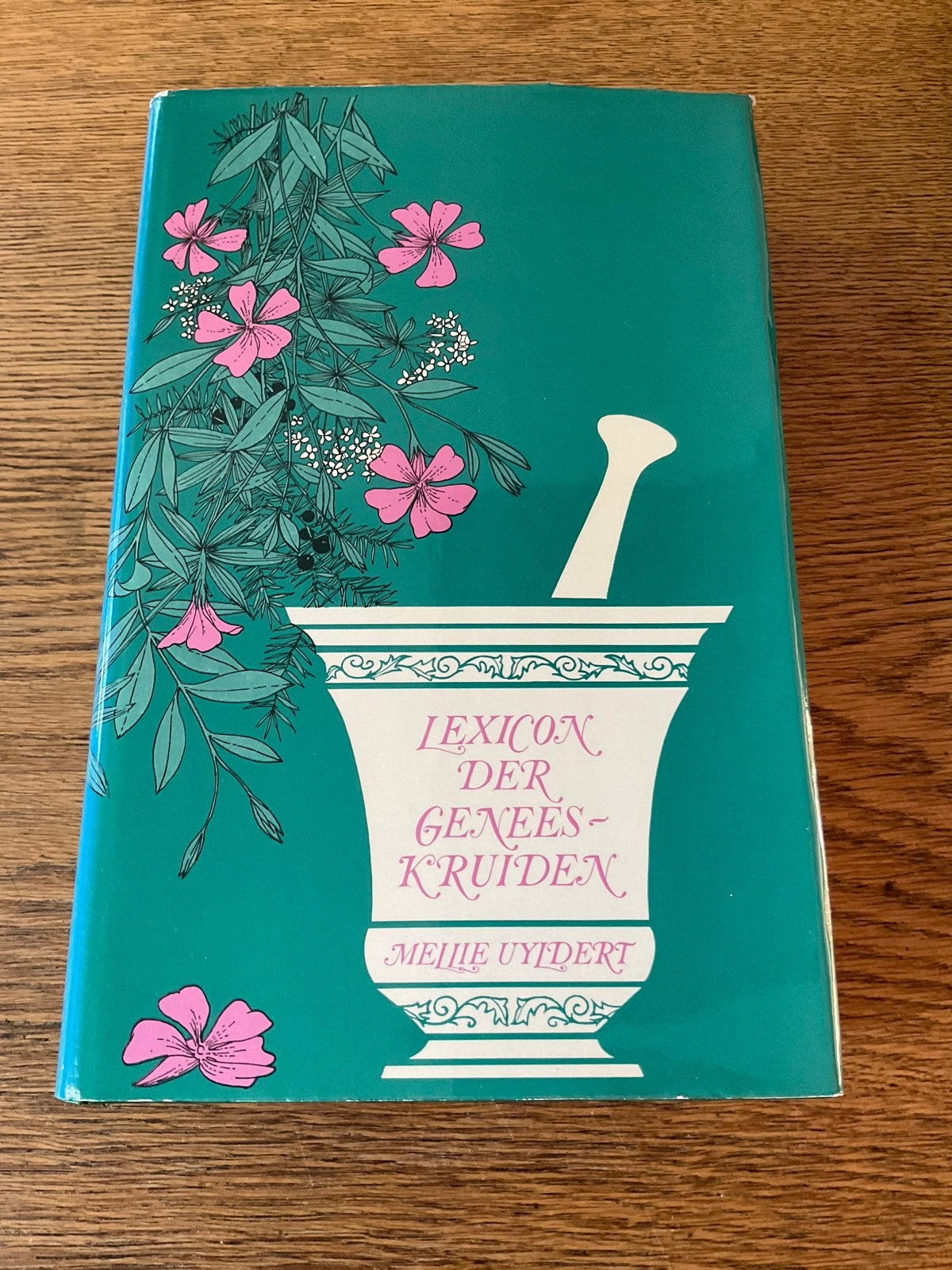 Lexicon der Genees-Kruiden - Mellie Uyldert, Boeken, Ophalen of Verzenden, Zo goed als nieuw, Kruiden en Alternatief