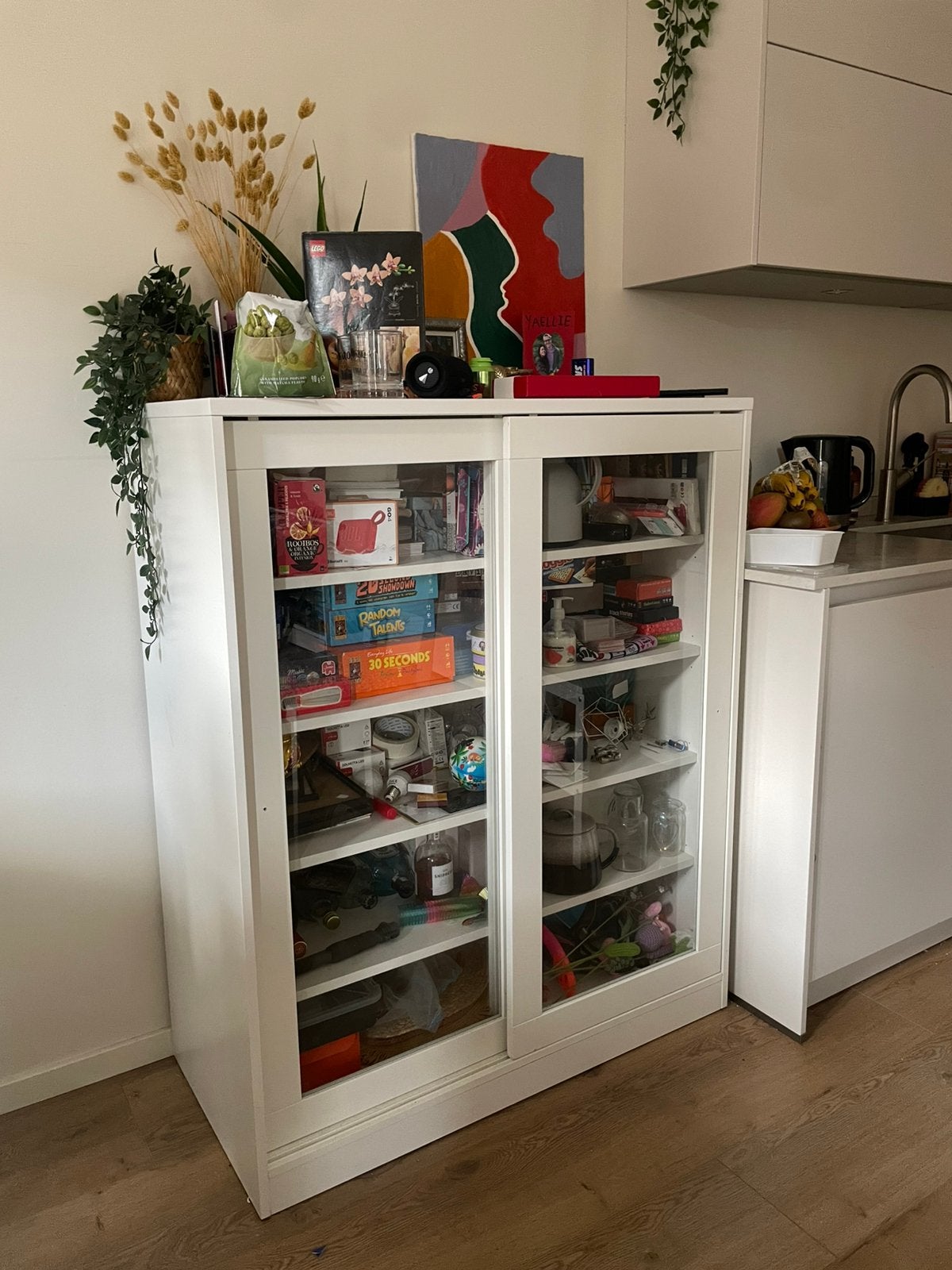 Vitrinekast IKEA, Ophalen, 50 tot 100 cm, Zo goed als nieuw, 150 tot 200 cm
