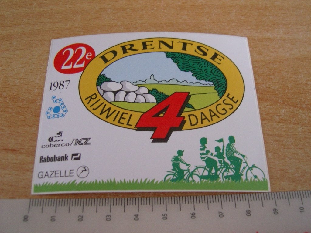 sticker 22e Drentse Rijwiel 4 Daagse 1987 Gazelle Coberco, Ophalen of Verzenden, Zo goed als nieuw