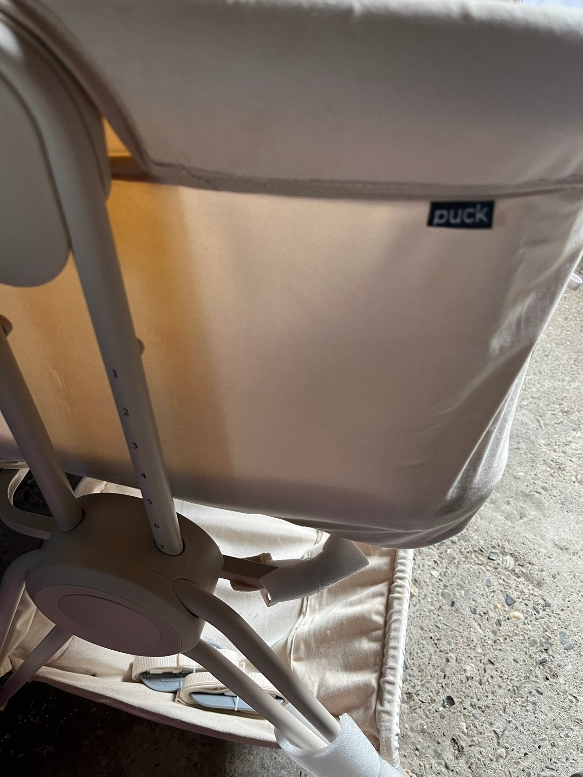Puck co-sleeper/wieg - verstelbaar en comfortabel, Ophalen of Verzenden, Gebruikt, Wieg