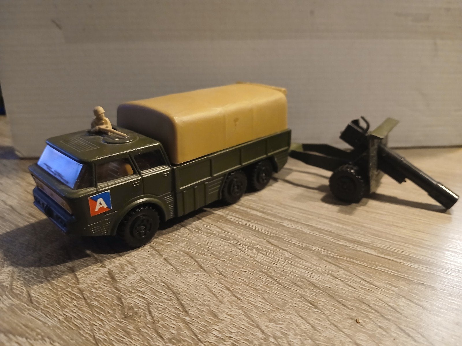 vintage Matchbox Battle Kings K-116 Artillery Truck & Field, Ophalen of Verzenden, Landmacht