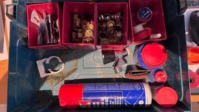 gereedschap voor waterleiding, Ophalen, Gebruikt