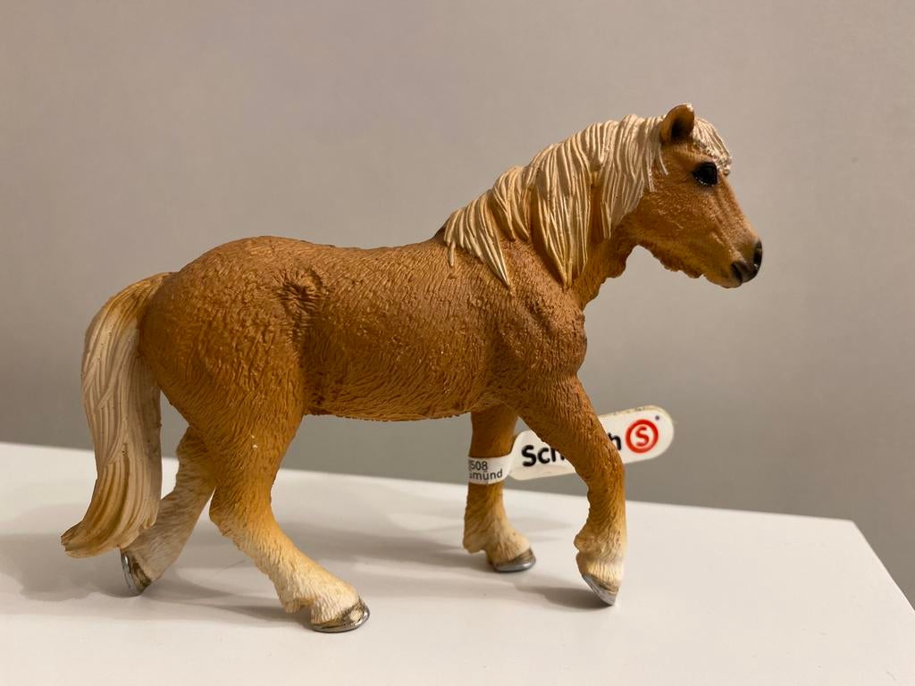 Schleich Ijslander met Vaan ~ 13708, Ophalen of Verzenden, Zo goed als nieuw, Paard, Beeldje of Figuurtje
