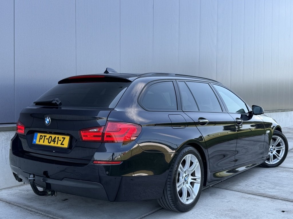 BMW 5 Serie Touring 530d 259PK M-Sport / Softclose / ACC / P, Euro 5, Achterwielaandrijving, Gebruikt, Zwart
