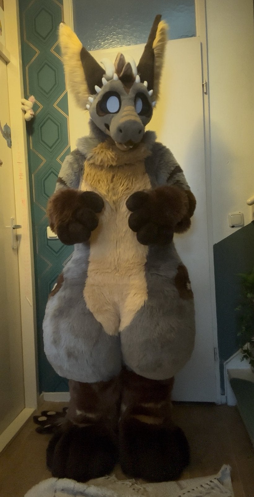 Fursuit body suit (body only!), Hobby en Vrije tijd, Kostuums, Theaterbenodigdheden en LARP, Verzenden, Zo goed als nieuw