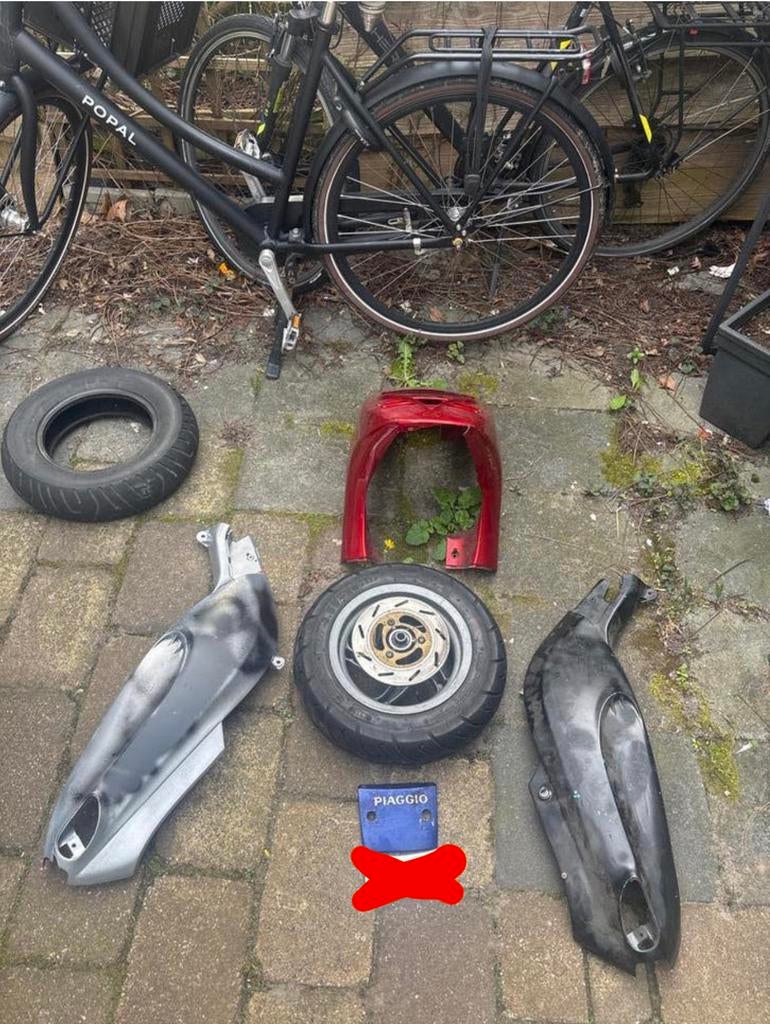 Piaggio typhoon Onderdelen - Kappen en Banden, Ophalen, Gebruikt, Kap, Piaggio