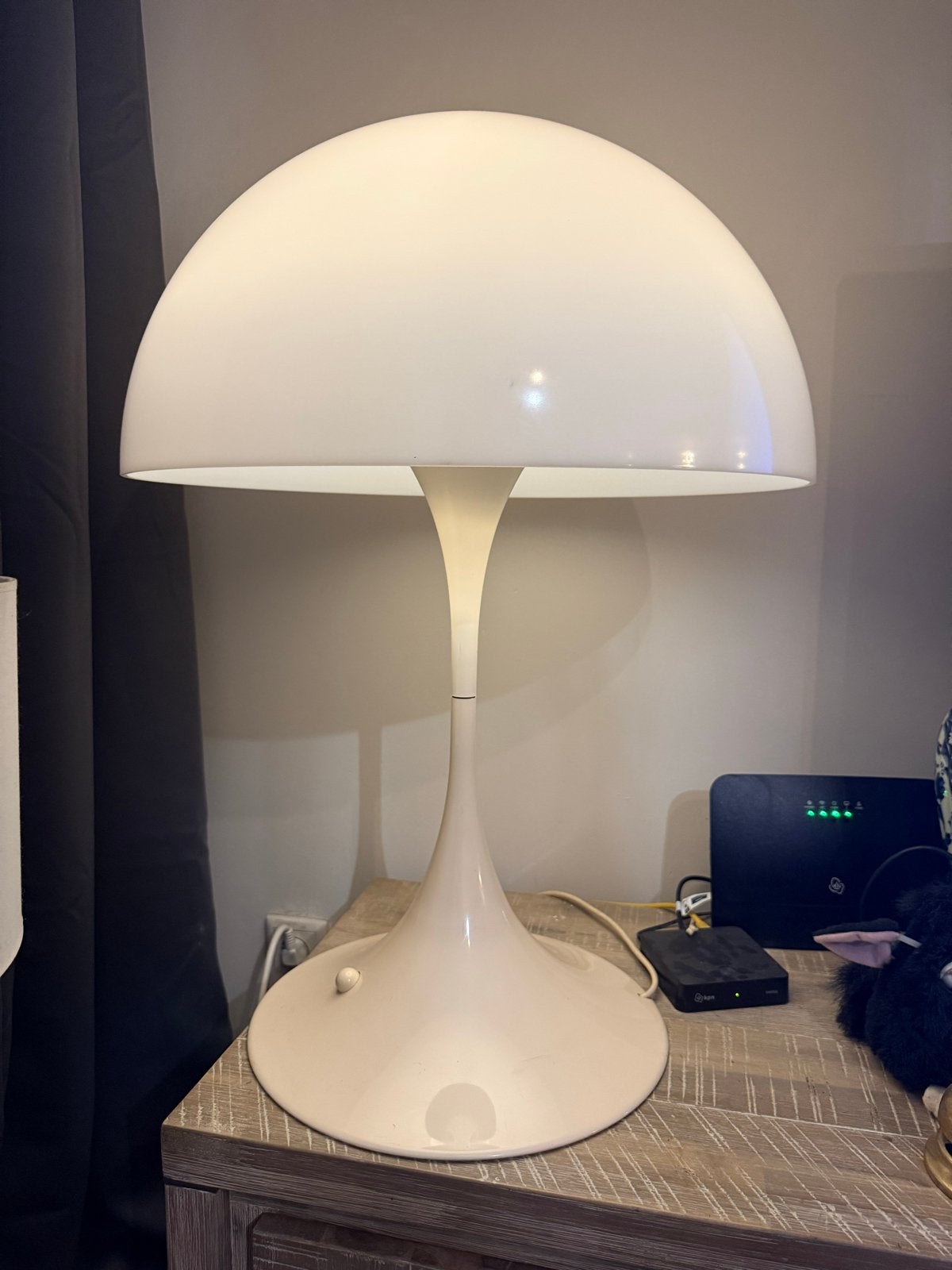 Louis Poulsen Panthella Tafellamp Ø50 - Verner Panton, Huis en Inrichting, Lampen | Tafellampen, B, Kunststof, Gebruikt, A